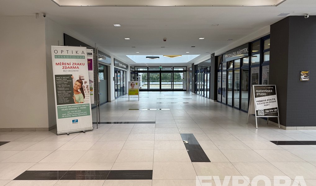 Pronájem obchodních prostor 55 m², Praha – náhled fotky 3