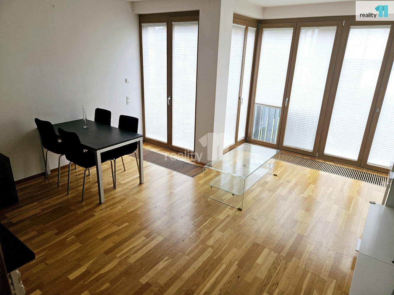 Pronájem bytu 3+kk 86 m² – fotografie 3