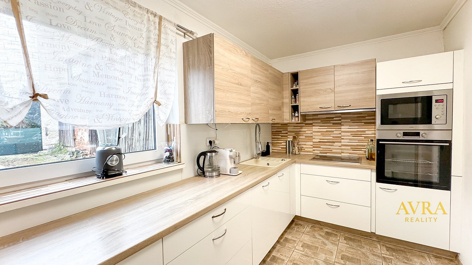 Prodej domu 167 m² s pozemkem 265 m² — photo 2