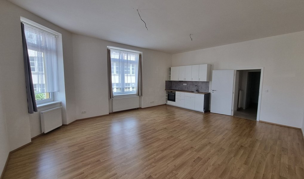 Pronájem bytu 2+kk 61 m², Náchod – náhled fotky 3