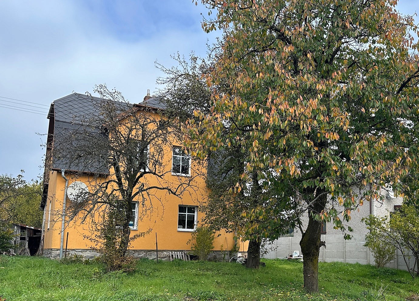 Prodej domu 140 m² s pozemkem 2 083 m²