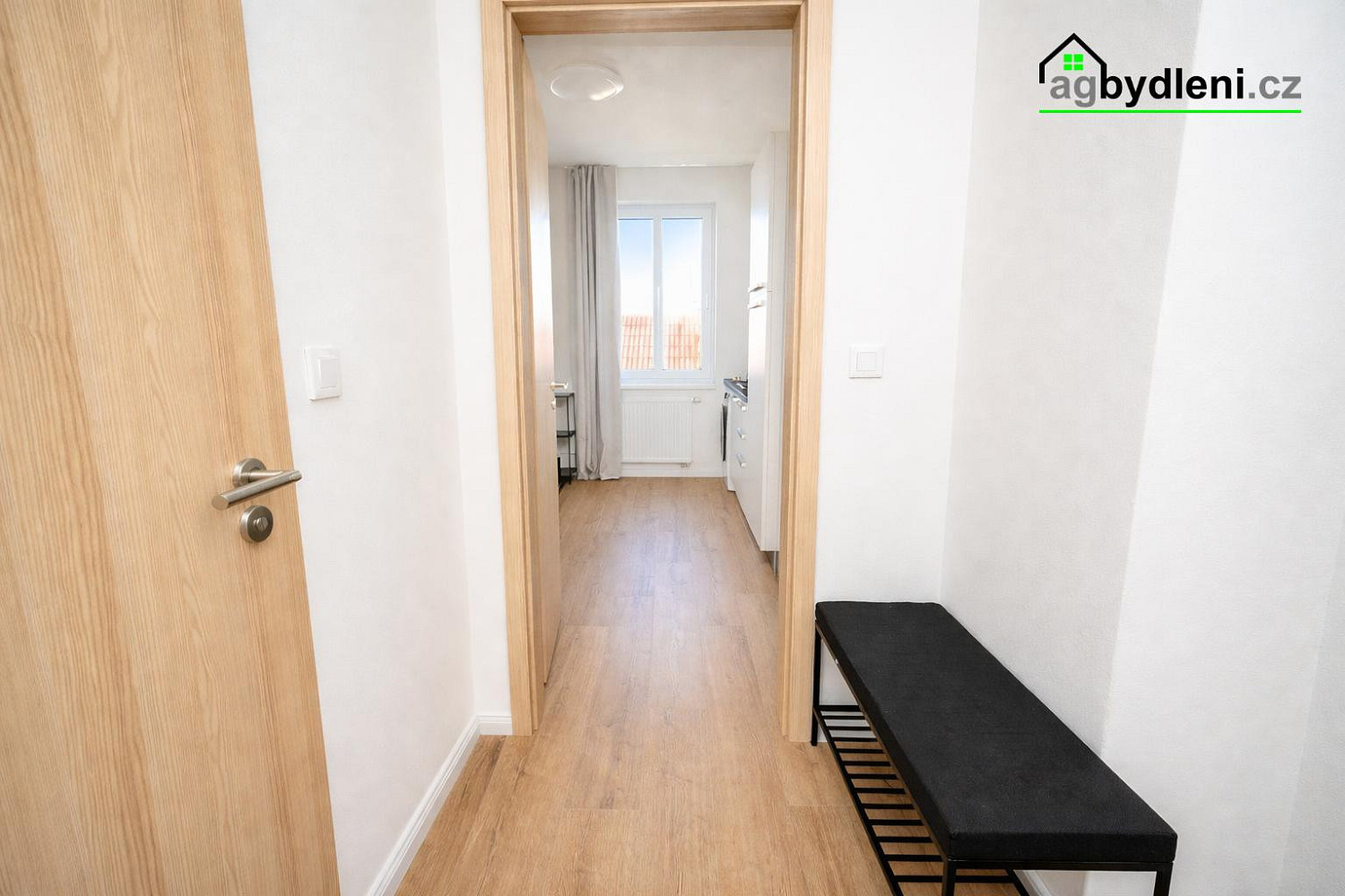 Pronájem bytu 2+kk 34 m² - Widok 6