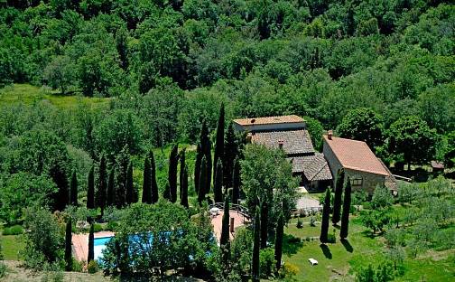 Prodej domu 260 m² s pozemkem 30 000 m², Chianti, Toskánsko, Itálie