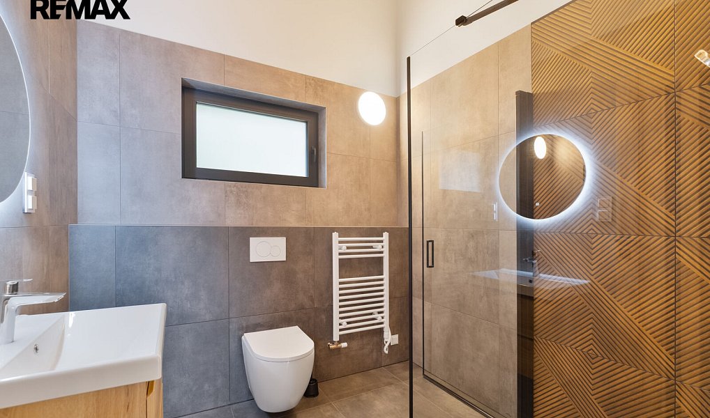 Prodej ubytovacího objektu 206 m², Morávka – náhled fotky 26
