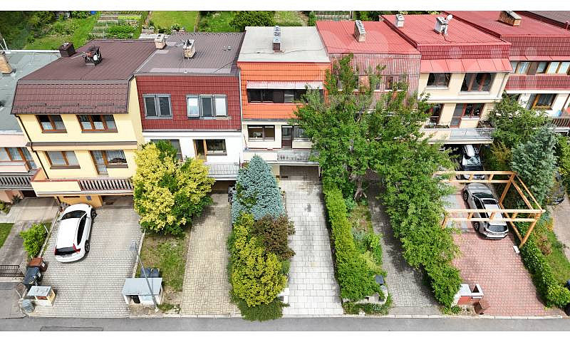 Prodej domu 230 m² s pozemkem 374 m² — photo 3