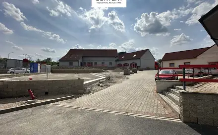 Pronájem skladovacích prostor 445 m², 9. května, Roudnice nad Labem - Podlusky, okres Litoměřice