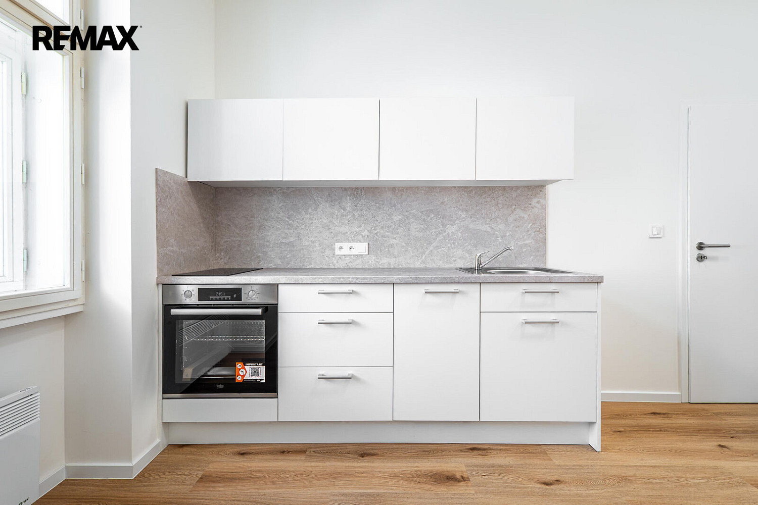 Prodej bytu 1+kk 20 m² – fotografie 2