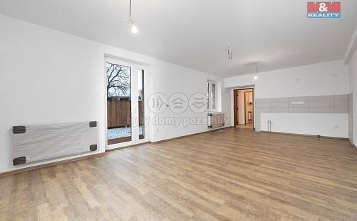 Prodej bytu 2+kk 79 m², Na Ostrově, Slatiňany, okres Chrudim