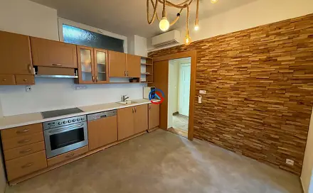 Pronájem bytu 3+1 86 m², Hlavní třída, Šumperk