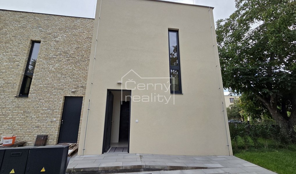 Prodej domu 55 m² s pozemkem 239 m², Pardubice – náhled fotky 8