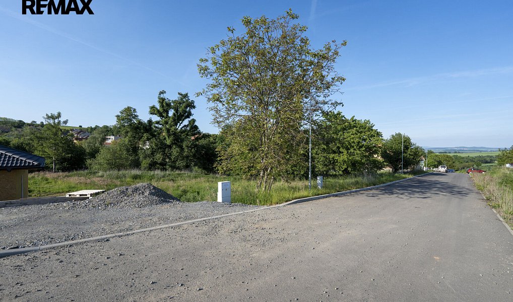 Prodej stavebního pozemku 1 100 m², Sulimov – náhled fotky 6