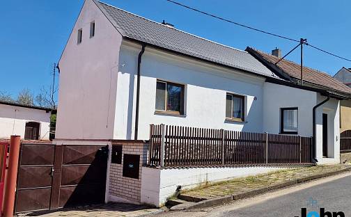 Prodej domu 200 m² s pozemkem 1 280 m², Havlíčkova, Hostomice, okres Teplice