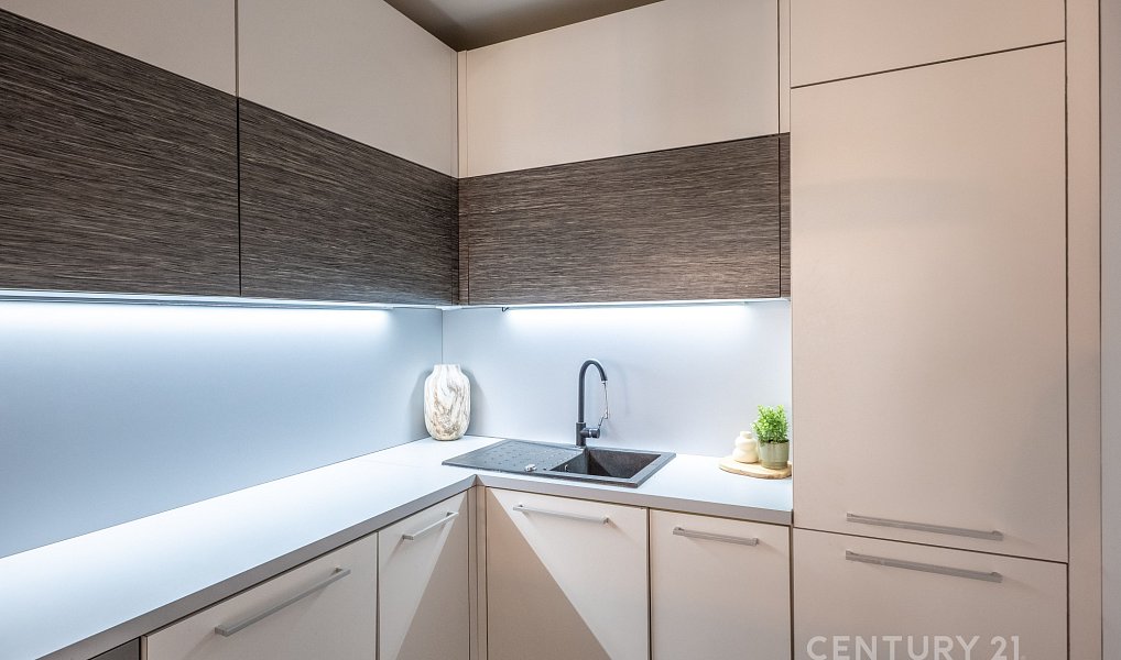 Prodej bytu 2+kk 58 m², Praha – náhled fotky 2