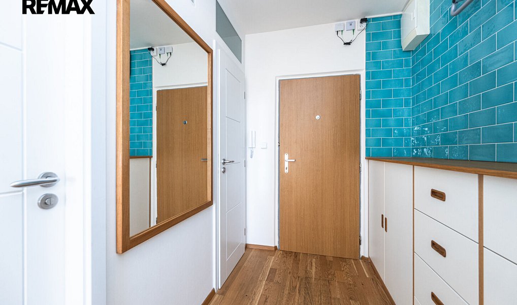 Pronájem bytu 2+kk 43 m², Praha – náhled fotky 3