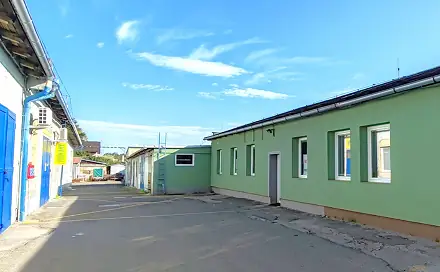 Pronájem obchodních prostor 215 m², Kolín