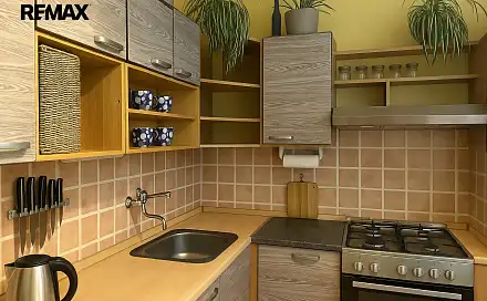 Prodej bytu 3+1 84 m², Raisova, Karlovy Vary