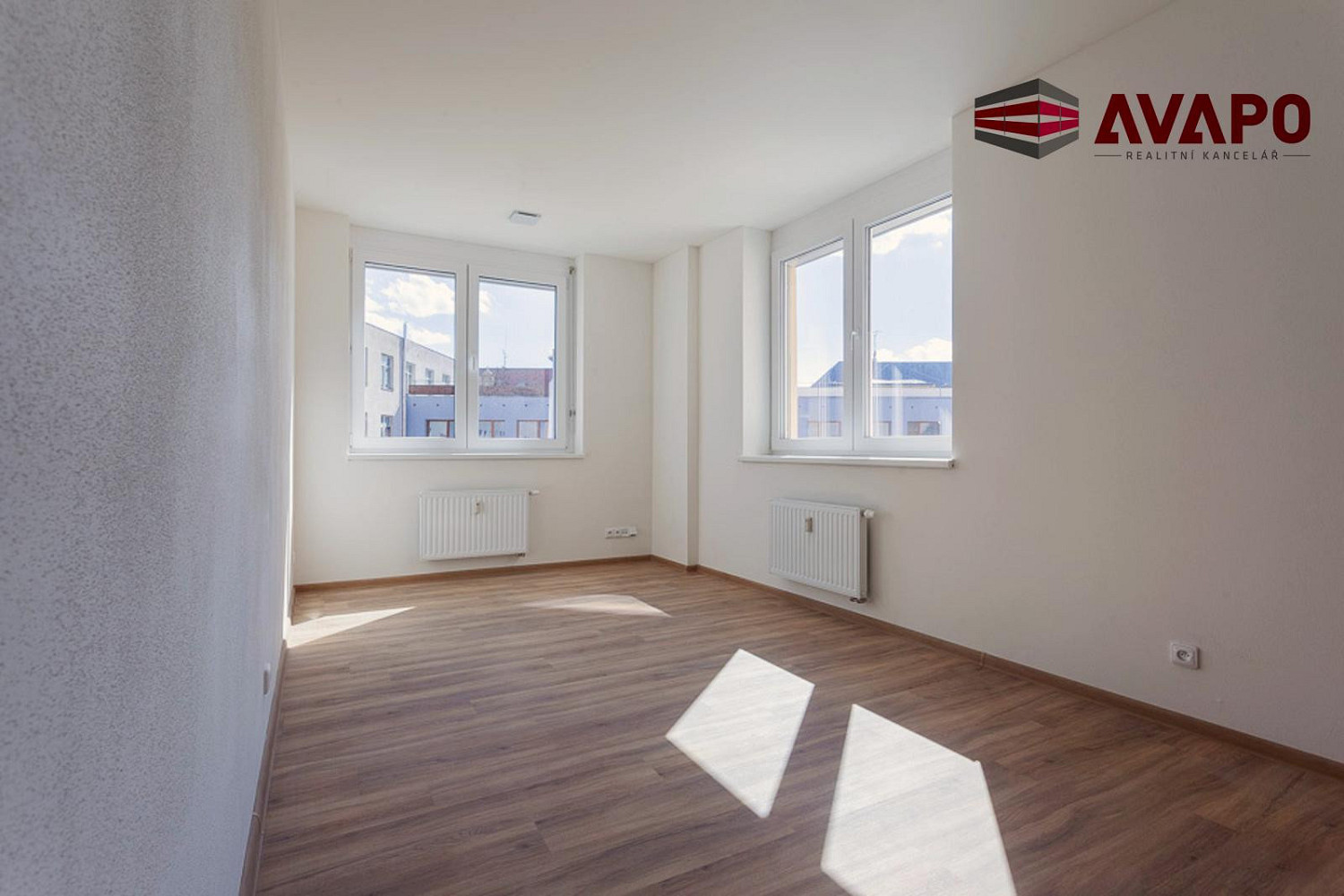Pronájem bytu 2+kk 61 m² – fotografie 4