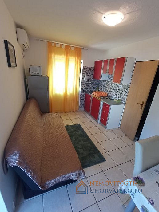 Prodej domu 231 m² s pozemkem 231 m² - Widok 4