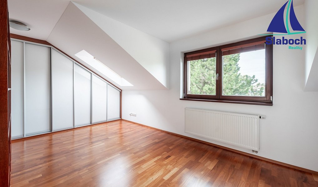 Prodej domu 198 m² s pozemkem 641 m², Praha – náhled fotky 23
