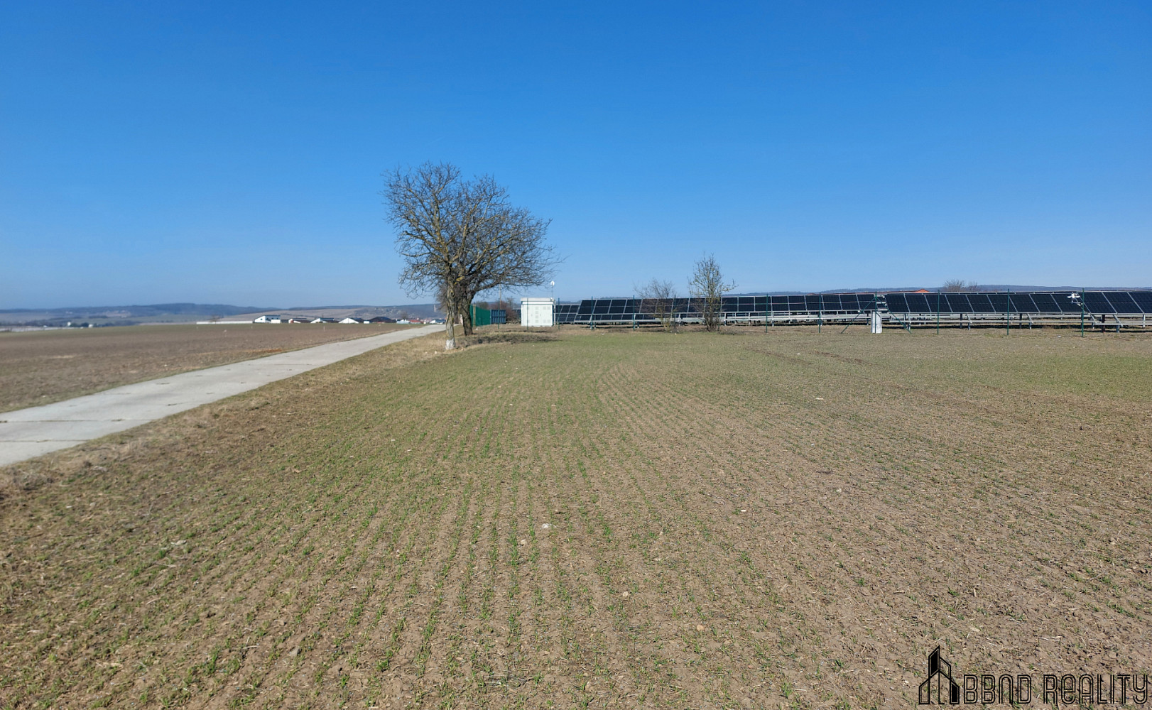 Prodej komerčního pozemku 917 m² – fotografie 5