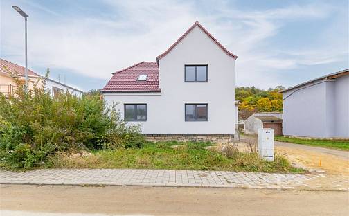 Prodej domu 212 m² s pozemkem 513 m², Lhota Rapotina, okres Blansko