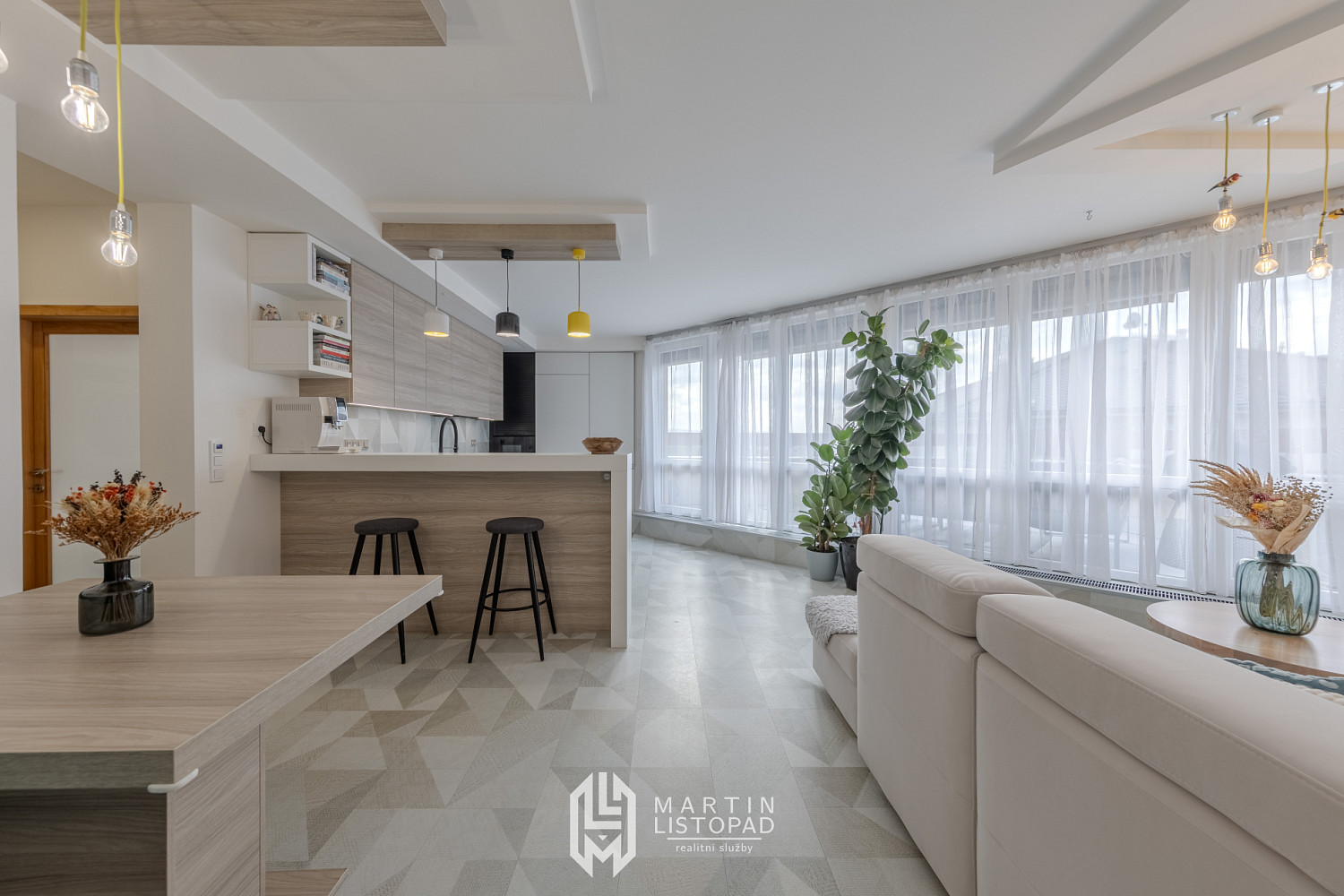 Prodej bytu 3+kk 80 m² — photo 2