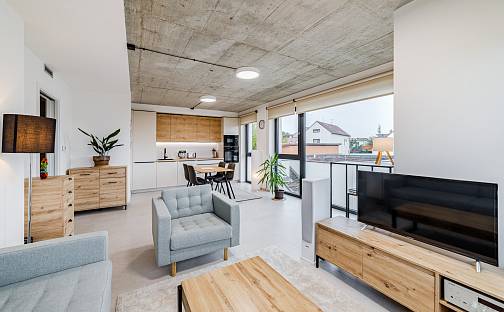 Pronájem bytu 2+kk 67 m², Na Radosti, Praha 5 - Zličín