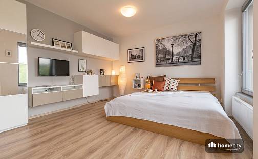 Pronájem bytu 1+kk 32 m², Husova, Pardubice - Bílé Předměstí