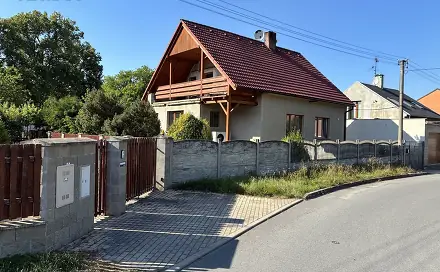 Prodej domu 160 m² s pozemkem 904 m², Za Křenovkou, Svinařov, okres Kladno