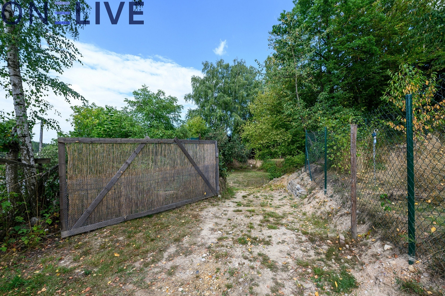 Prodej stavebního pozemku 1 443 m² - Widok 5
