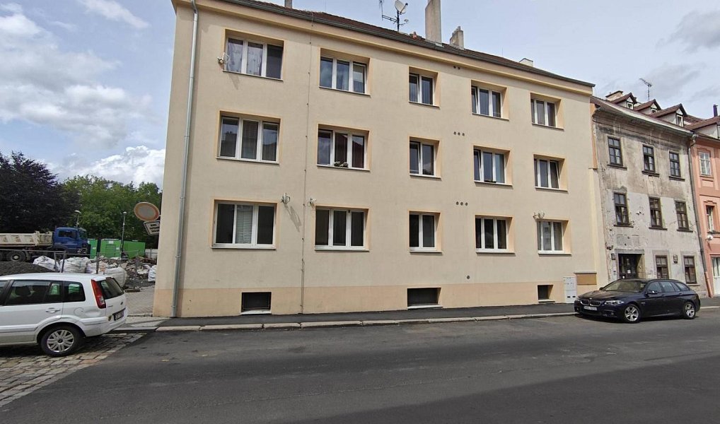 Prodej bytu 2+1 52 m², Cheb – náhled fotky 13