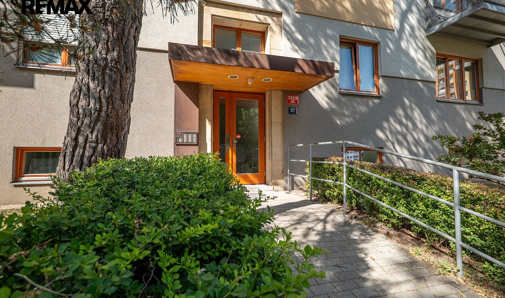 Prodej bytu 2+kk 45 m², Praha – náhled fotky 23