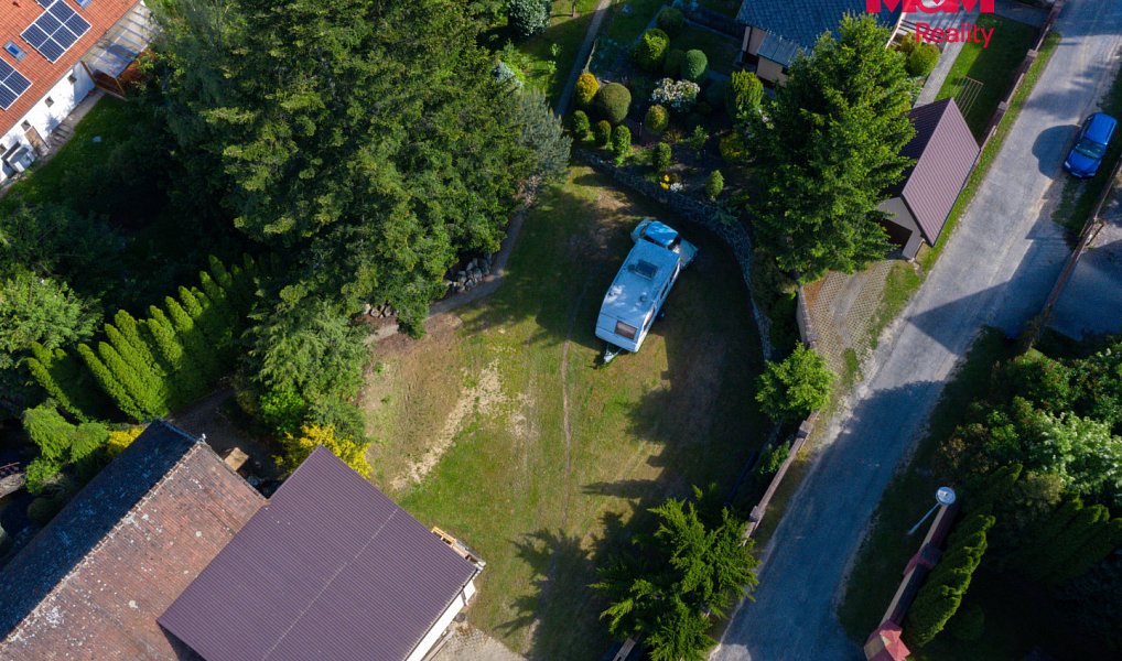 Prodej stavebního pozemku 1 100 m², Strančice – náhled fotky 6