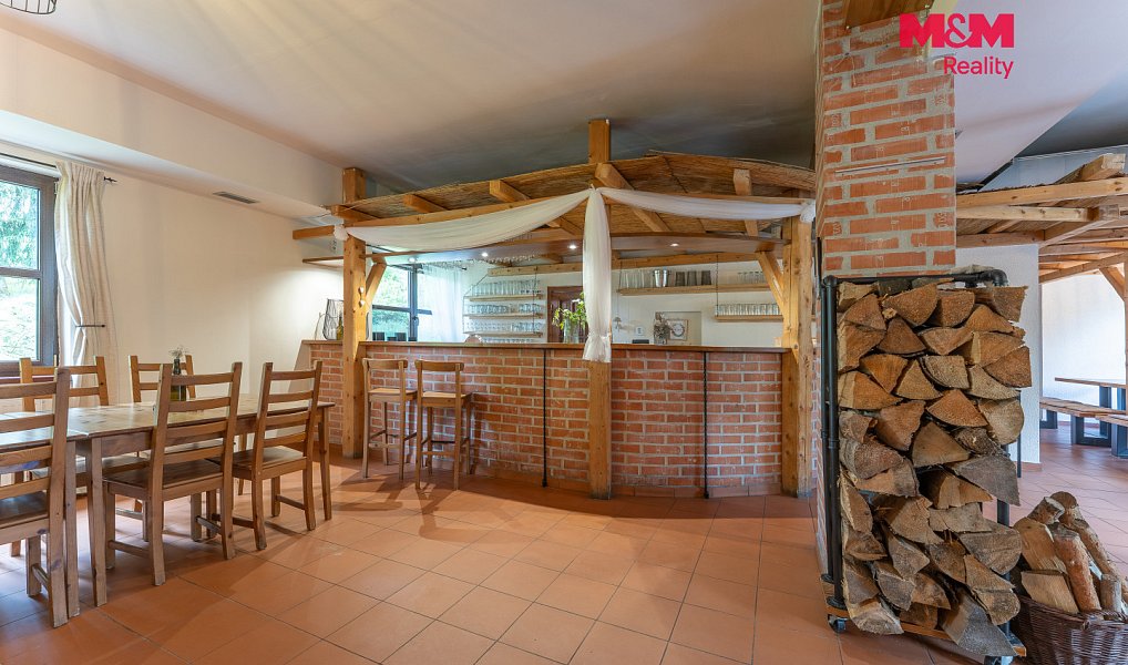 Prodej ubytovacího objektu 443 m², Horní Slavkov – náhled fotky 8