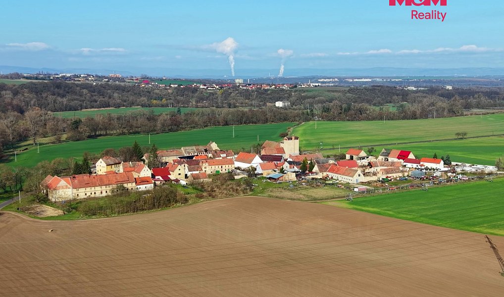 Prodej domu 200 m² s pozemkem 2 771 m², Zálužice – náhled fotky 24