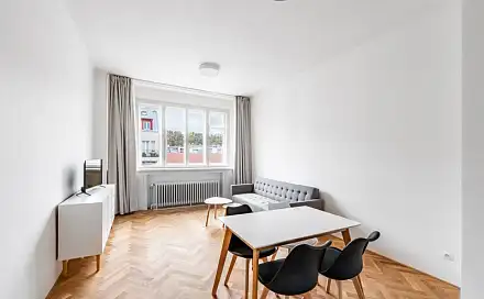 Pronájem bytu 2+kk 69 m²