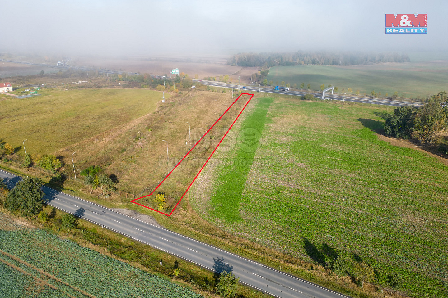 Prodej pole 1 884 m²