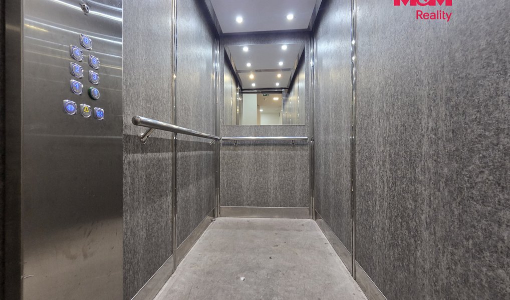 Prodej bytu 1+kk 18 m², Praha – náhled fotky 10