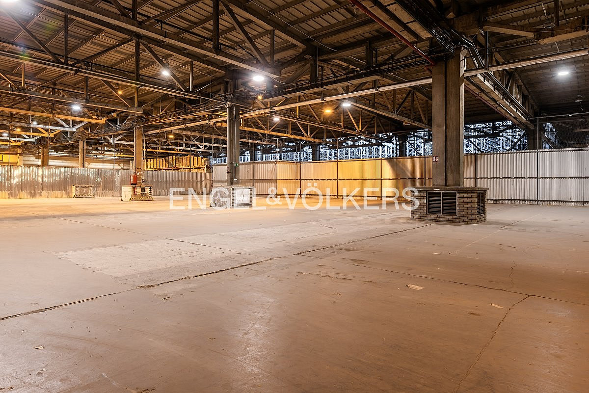 Pronájem skladovacích prostor 2 032 m² – fotografie 4