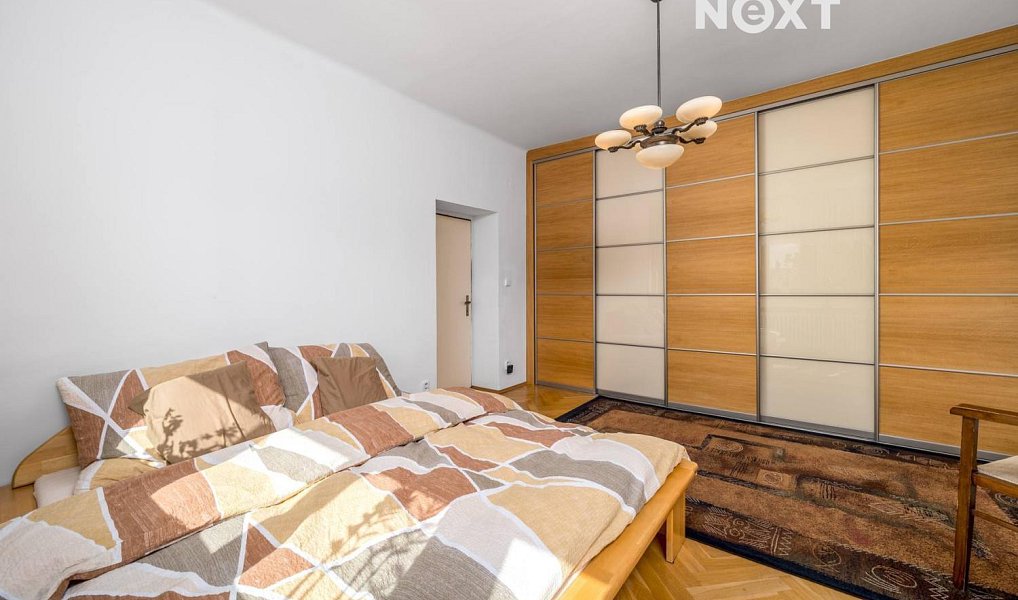 Prodej domu 300 m² s pozemkem 1 330 m², Praha – náhled fotky 8