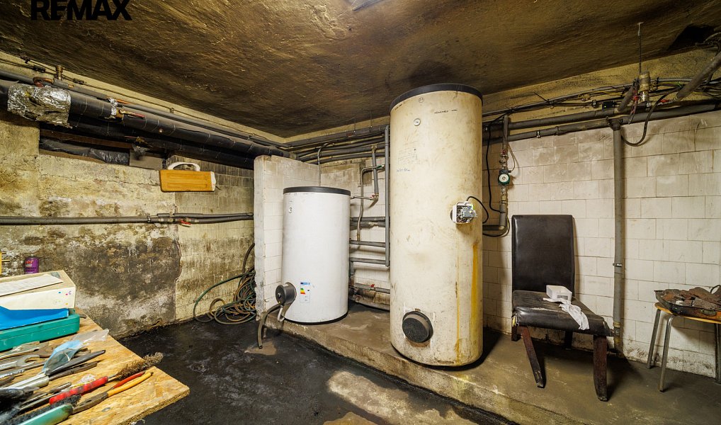 Prodej ubytovacího objektu 980 m², Potůčky – náhled fotky 32
