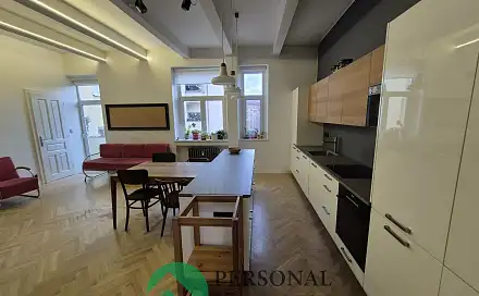 Pronájem bytu 3+kk 84 m², Resslova, Hradec Králové