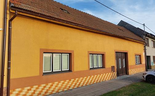 Prodej domu 149 m² s pozemkem 2 209 m², Padlých hrdinů, Kojetín - Kojetín I-Město, okres Přerov