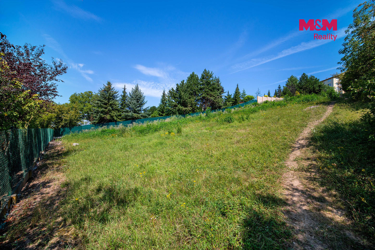 Prodej stavebního pozemku 1 307 m² – fotografie 2