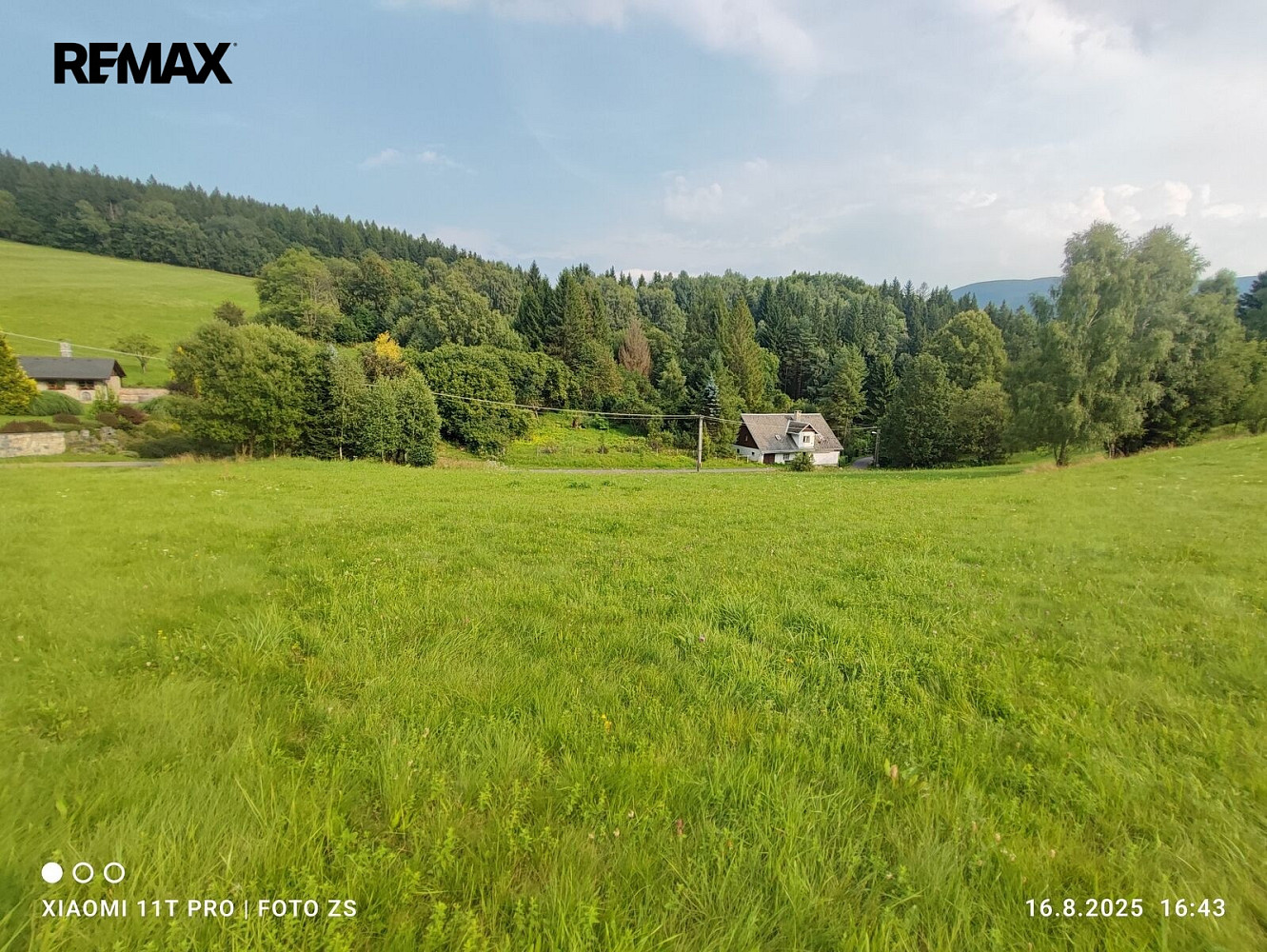 Prodej stavebního pozemku 22 105 m²