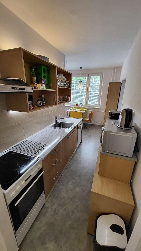 Pronájem bytu 2+1 60 m² – fotografie 3