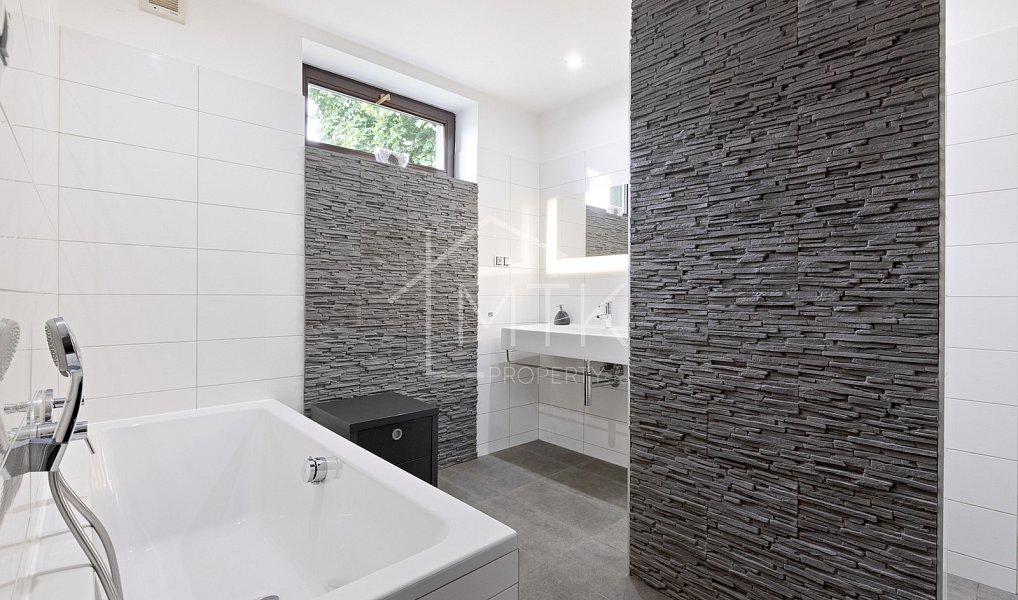 Prodej domu 218 m² s pozemkem 951 m², Pržno – náhled fotky 4