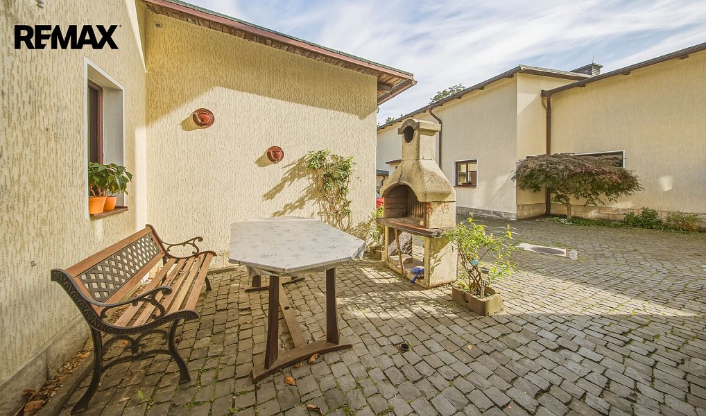 Prodej domu 257 m² s pozemkem 662 m², Nový Bor – náhled fotky 26