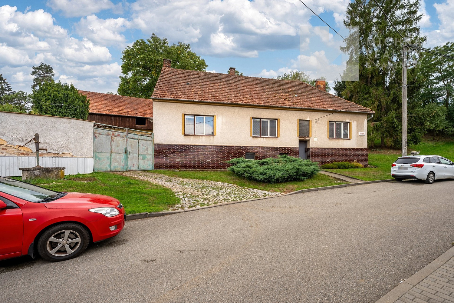 Prodej domu 181 m² s pozemkem 912 m²