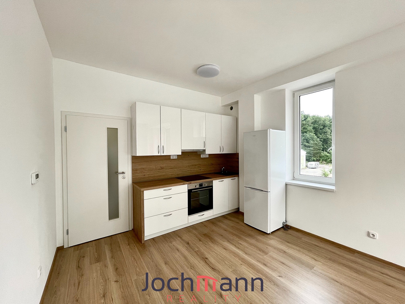 Pronájem bytu 2+kk 48 m² – fotografie 2
